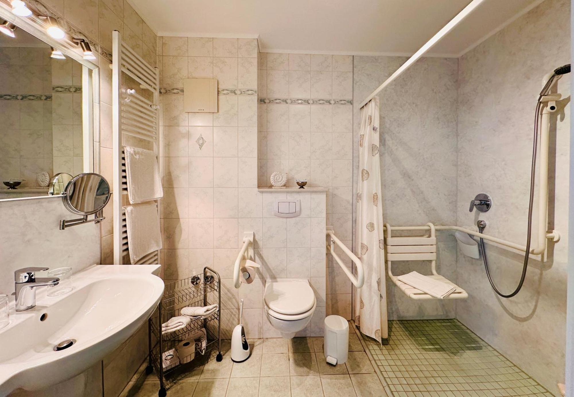 Hotel Gode Tied Цингст Екстер'єр фото